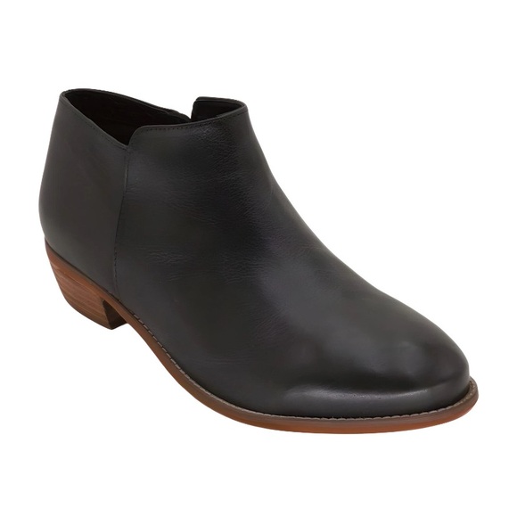 Soft walk Black Leather Ankle Boots, 11W - Picture 1 of 6